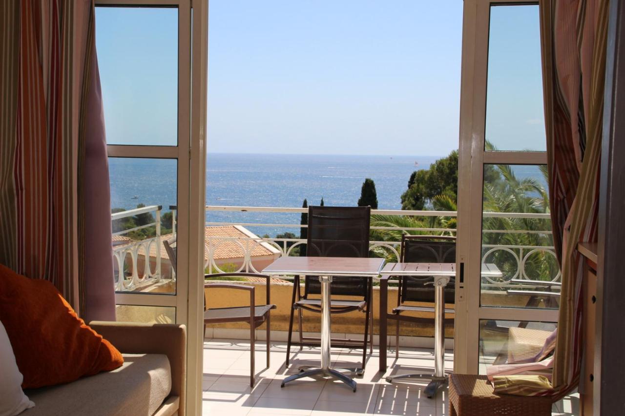 Superbe Appartement Avec Vue Mer Et Piscine Saint-Raphaël Zewnętrze zdjęcie